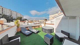 Maison jumelée à Canet de Mar. A 5 minutos del ayuntamiento, mar a 200m, renfe a 2 min