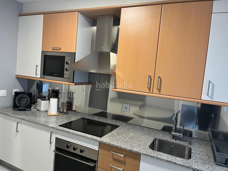 Foto 8560aa0f-d387-42de-a7b5-875aa6f5d406. Apartamento próximo a supermercado touriño en Sanxenxo pueblo Sanxenxo