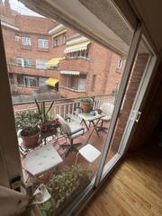 Appartement à La Font d´en Fargues. A pocos minutos del parque del guinardó.