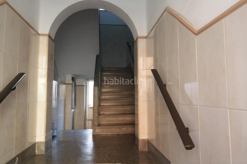Foto d5ecce97-5d6b-457b-9b7e-71542471d01a. Planta baja piso para reformar todo exterior. al lado del huca en Oviedo