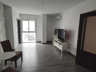 Apartament a Andújar. En residencial don pedro, a 50 metros de zona peatonal