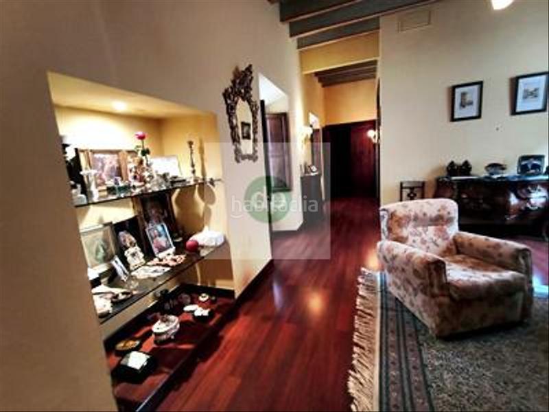 Foto 831326b8-9df1-4d1c-a0b1-6ebcfea2c991. Chalet mit parking in Centro Mérida