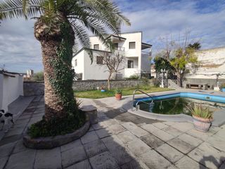 Chalet in Andújar. Urbanización  chalets el choto
