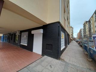 Affitto Locale commerciale in Centro. A 100 metros del centro y cerca de zonas de ocio