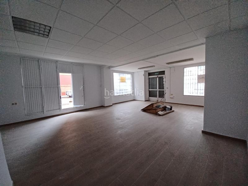 Foto 42871def-b4a6-4b0e-85a8-9d0a4725b60e. Lloguer local comercial a Centro Cáceres