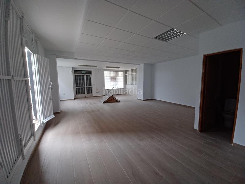 Foto 60e73d1f-65c9-4fe3-8e7c-8caaef191aa0. Lloguer local comercial a Centro Cáceres