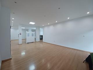 Business premise in Centro