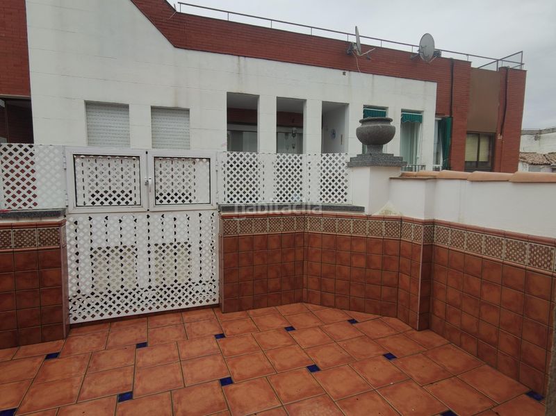 Foto 171155ce-db98-4ae9-9bb6-09d87f42131f. Àtic amb calefacció aparcament a Andújar