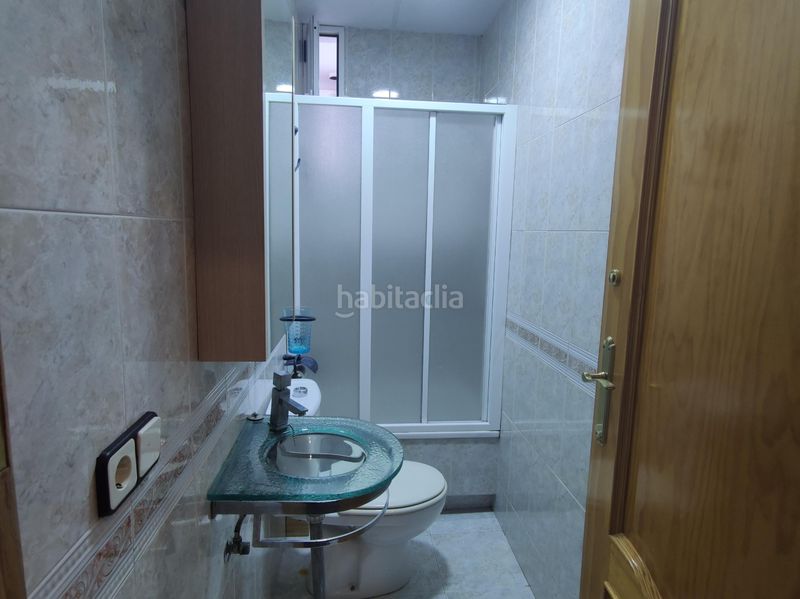 Foto 33d4b0b8-9ed9-432c-a270-26cc9569d736. Àtic amb calefacció aparcament a Andújar