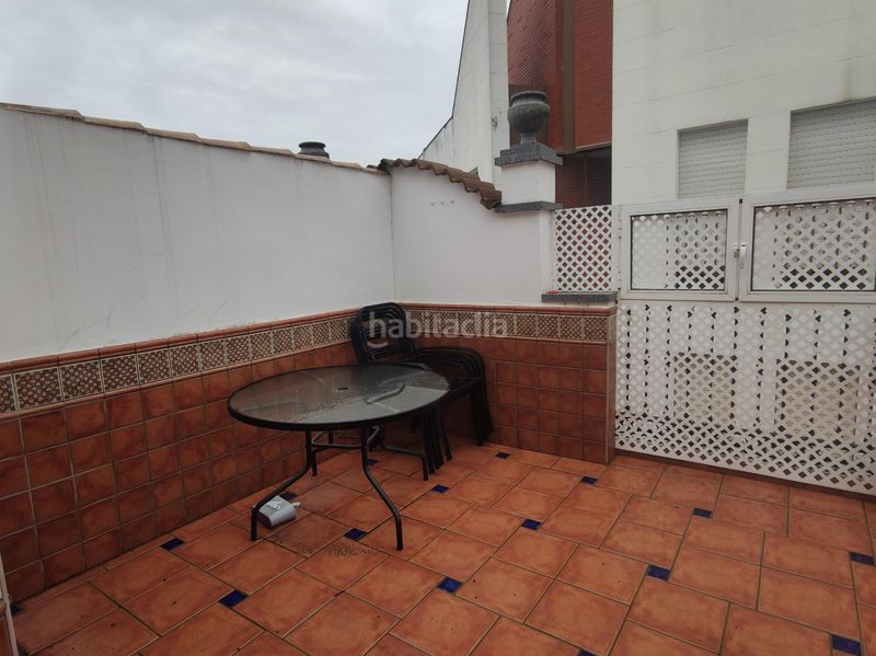 Foto 50b3f550-b1b0-4693-a75e-ad8d1c196f00. Àtic amb calefacció aparcament a Andújar