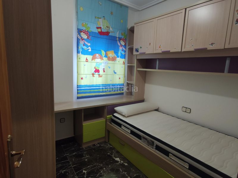 Foto 69313f61-c5dd-4f98-a4f4-c870cef61501. Àtic amb calefacció aparcament a Andújar