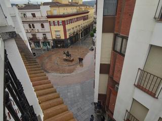 Àtic a Andújar. En pleno centro, plaza de la autonomía