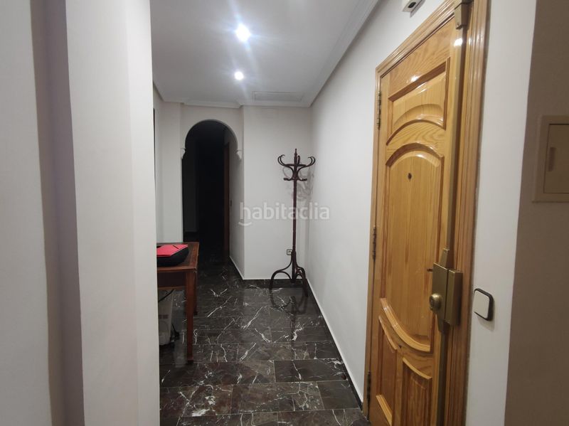 Foto e838b485-5f61-4bfc-8941-62c6b018f984. Àtic amb calefacció aparcament a Andújar