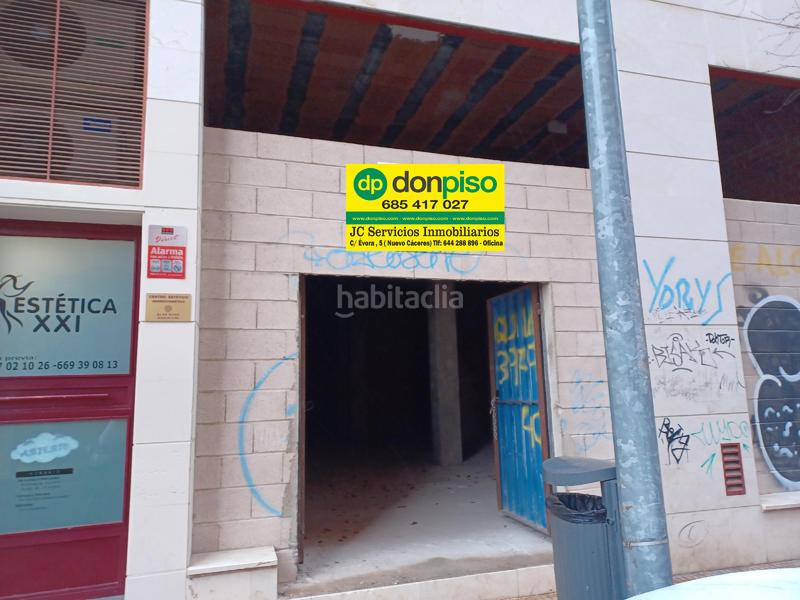 Foto b7aee24c-434f-42a3-9056-c26f6427f23f. Lloguer local comercial a Centro Cáceres