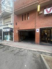 Aparcament cotxe a Guindalera. Esquina con calle cartagena.