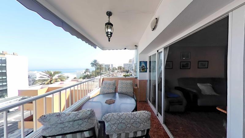 Foto 24d09676-d204-43e8-b1e9-b687c9c29aad. Apartamento ideal para paseos en el paseo marítimo, zona de ocio en Benalmádena