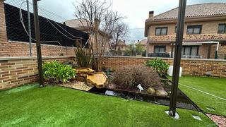 Chalet in Centro. Casa  i independiente reformada a la venta