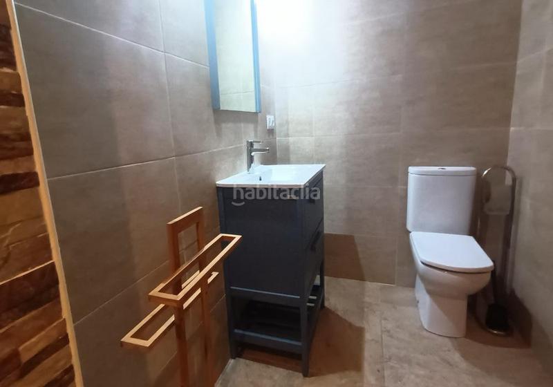 Foto f6c075e9-9aa2-40ea-add4-35784f140558. Casa aparellada amb aparcament a Es Llombards Santanyí