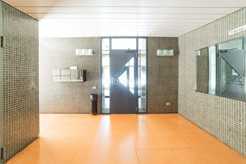 Foto 852bcac3-e493-415c-b52f-e5182f8c4204. Pis amb calefacció a La Vila Olímpica del Poblenou Barcelona