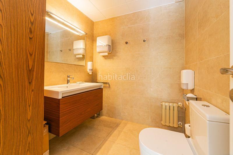 Foto e4e0431c-b454-4877-a6a3-60e167c6a9d9. Pis amb calefacció a La Vila Olímpica del Poblenou Barcelona