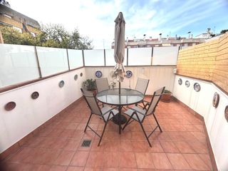 Appartamento in Centre. Zona centro, 2a línea de mar y a 150 m. de la playa.
