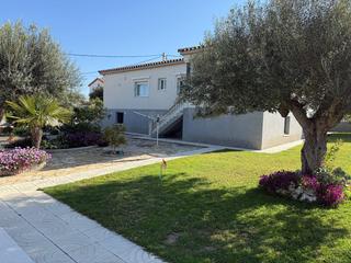 Xalet a Llorenç del Penedès. Zona residencial muy tranquila y con vistas excelentes.