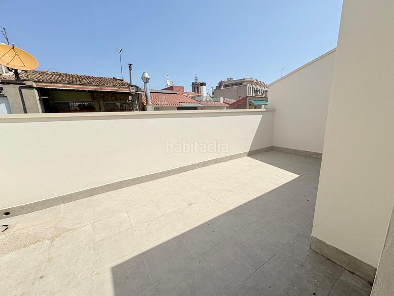 Foto 86809284-ff95-4592-9e17-0cda8430ac69. Dúplex c sant pere, junto rambla en Centre Sabadell