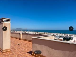 Apartment in Puerto de Garrucha. A 5 minutos de la playa y cerca de todos los servicios.