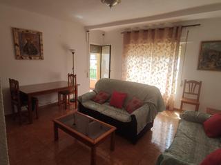Apartament a Andújar. A 5 minutos del ayuntamiento, muy cercano a centro