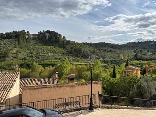 Casa aparellada a Benilloba. Calle salamanca con vistas a la montaña