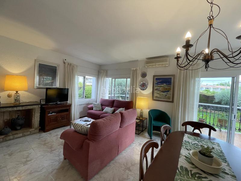 Foto e22c45e0-1f76-4cb3-bc3e-274c121b3afe. Xalet amb calefacció aparcament piscina a El francas Coma-ruga