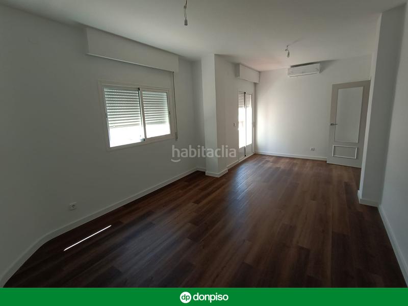 Foto f5cdf04b-04a1-4c07-b490-665629f8e541. Lloguer pis a Almendralejo