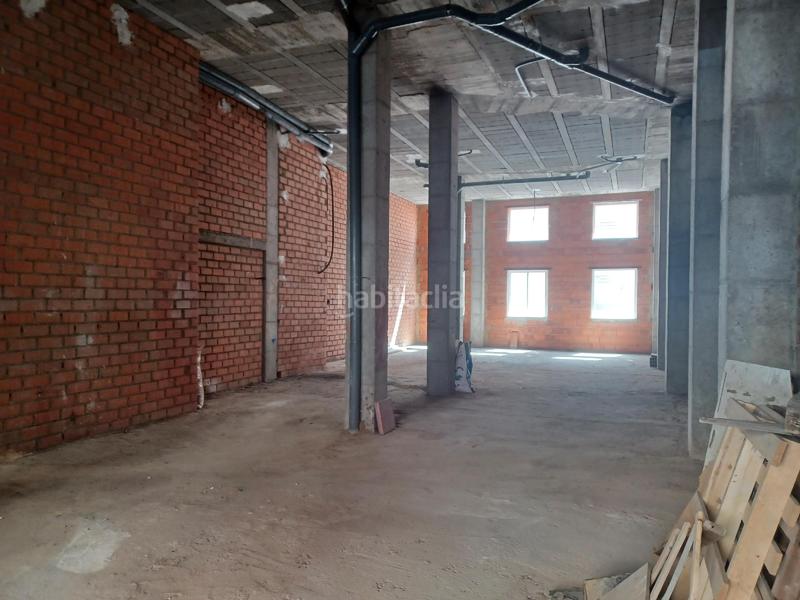 Foto 407815ed-6ed4-48e8-9c73-a017ef0773e9. Affitto locale commerciale in Centro Cáceres