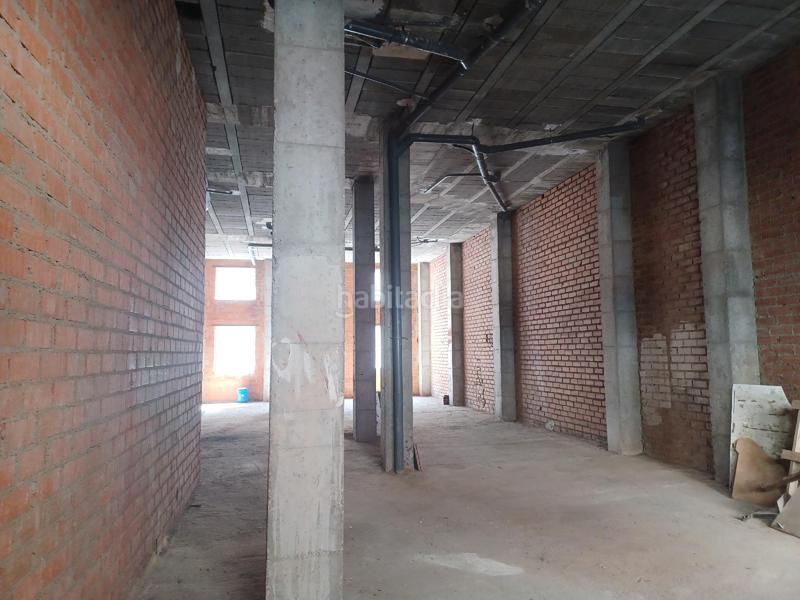 Foto de9e878e-9d64-4fde-a406-2f7507405c3d. Rent business premise in Centro Cáceres