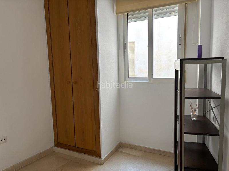 Foto 20e16ba1-fefa-4cf1-97bb-41ff33b2d1d8. Apartamento Mercado a dos calles en Mercado Alicante