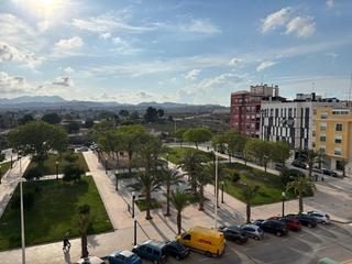 Apartament a El Toscar. Avenida de las cortes valencianas