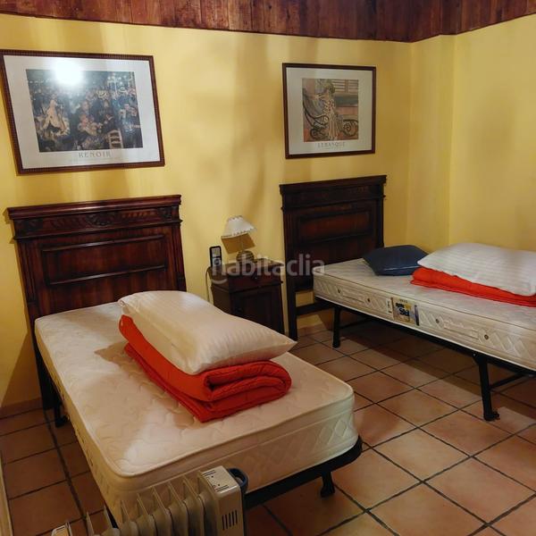 Foto 1252ef2f-89fe-4a76-b980-81ff6ae5cbfd. Casa aparellada amb calefacció a Benilloba