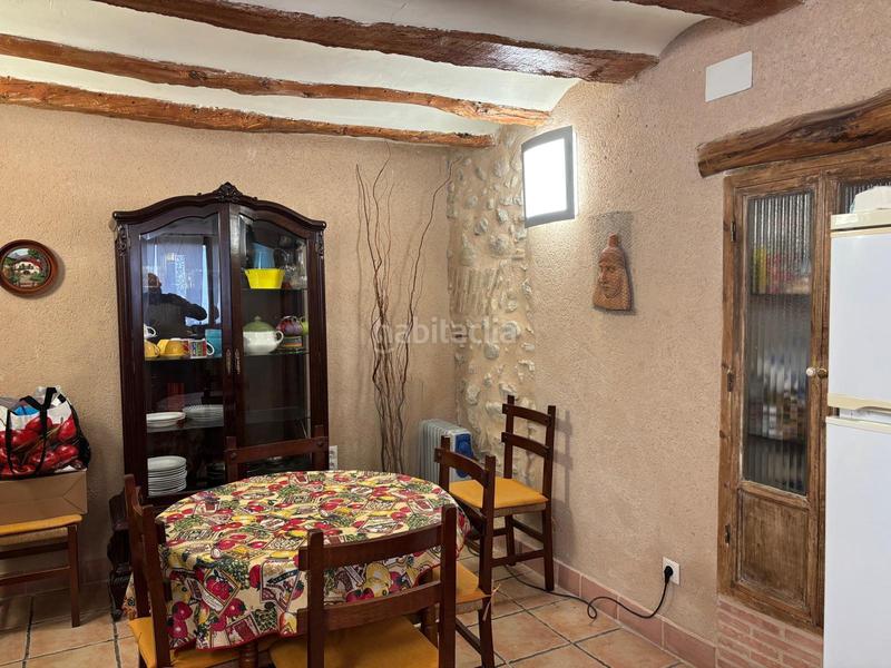 Foto 62df8ee6-af36-48c1-934c-5710a8726d71. Casa aparellada amb calefacció a Benilloba