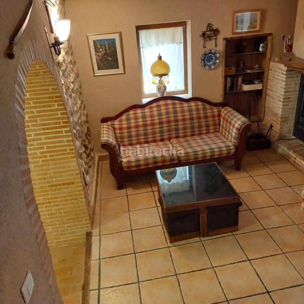 Foto 80fd2667-da60-4945-a135-de22816645af. Casa aparellada amb calefacció a Benilloba