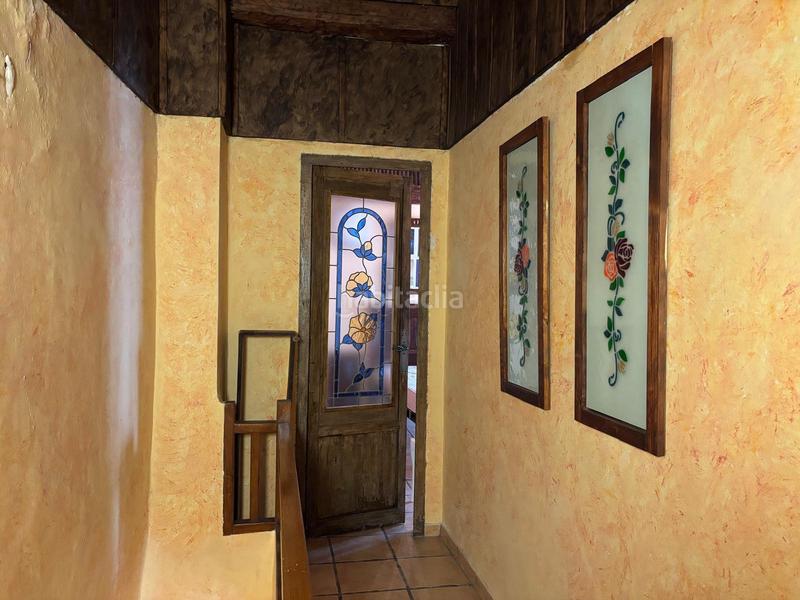 Foto aeb0da74-d251-4e20-ae83-f7c4af2f82af. Casa aparellada amb calefacció a Benilloba