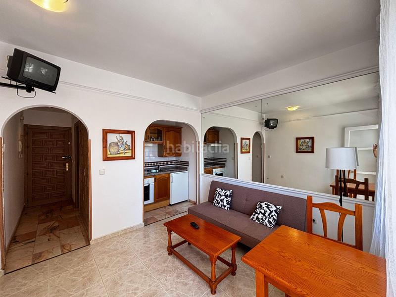 Foto 637f54e0-9e9a-470c-bcdb-b77fc629a99f. Appartement avec piscine dans La Carihuela - Los Nidos Torremolinos