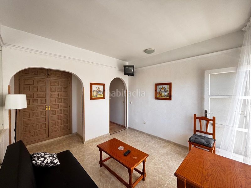 Foto 00d4d950-f299-4580-bedb-a598a7854146. Estudi amb piscina a La Carihuela - Los Nidos Torremolinos