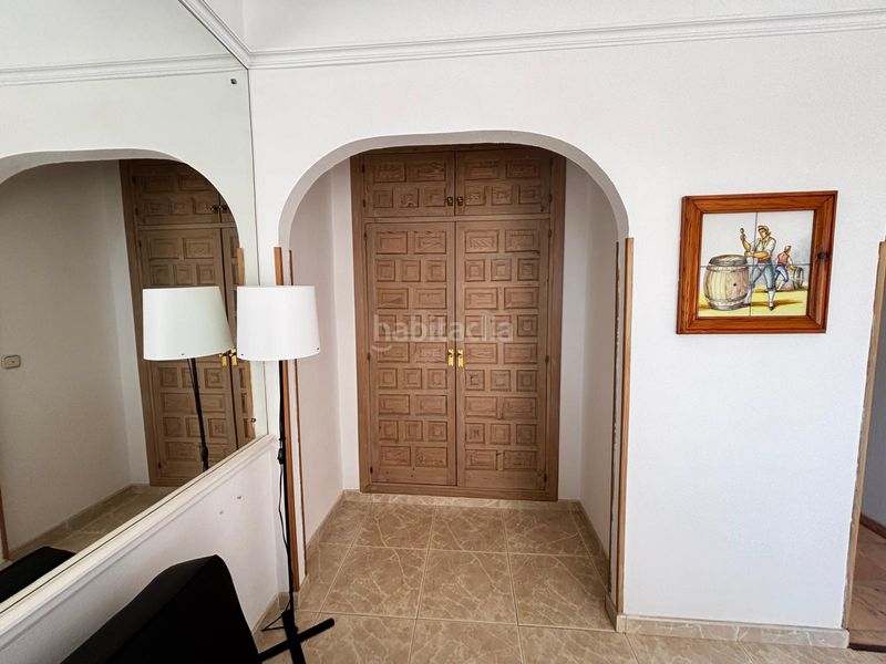 Foto ab11e684-99b3-43a4-828b-f410b21d0471. Estudi amb piscina a La Carihuela - Los Nidos Torremolinos