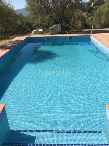 Foto b54da652-146b-4e81-a154-62c2ccfb9ac6. Masia amb calefacció piscina a Gaucín