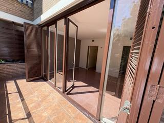 Appartement à Centre. Cerca de  rambla