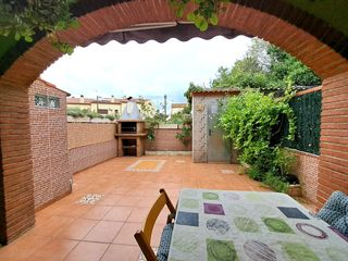 Chalet in Collbató. Collbató pueblo, céntrica.