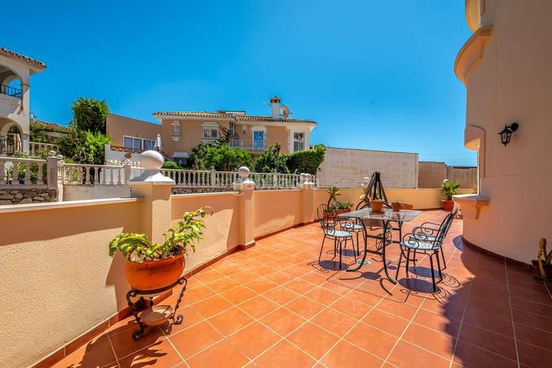 Foto 404210f7-1361-4080-9c97-815fcb9033fe. Piano terra con riscaldamento parcheggio piscina in Fuengirola