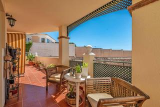 Planta baja en Torreblanca del Sol. Zona tranquila cerca del centro de los boliches y mar