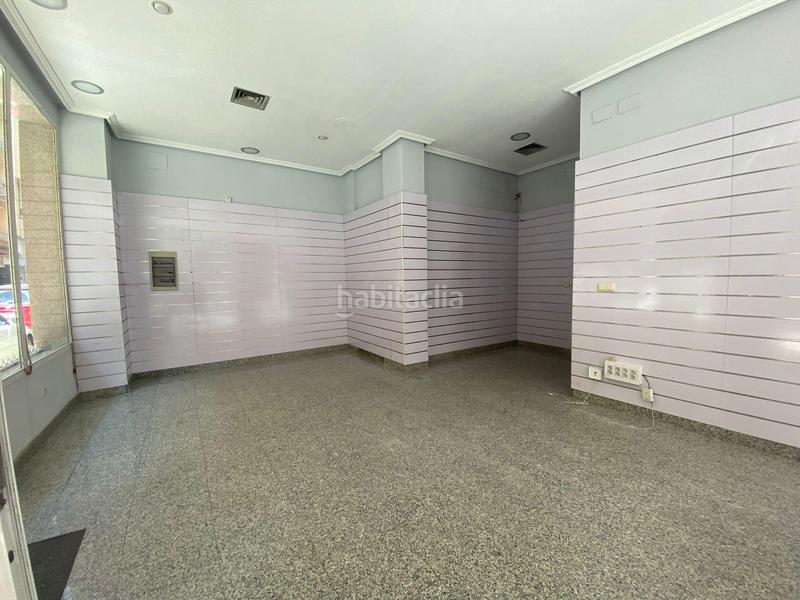 Foto 4c271ef6-c564-4fcb-9f31-8e8ba765afcb. Lloguer local comercial a Centro Cáceres