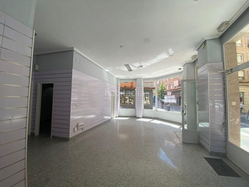 Foto 66b925c7-3805-4c6e-8ac2-e3bcd50e0986. Miete geschäftsraum in Centro Cáceres